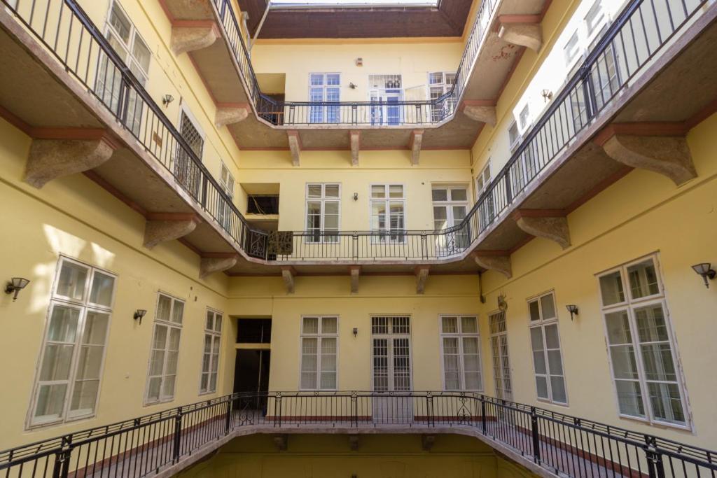 Luxury Lisbeth Apartman Budapest Budapesta Exterior foto